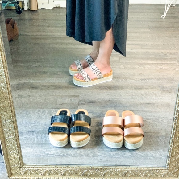 Cheetah Platform Espadrilles - Picture 3 of 3